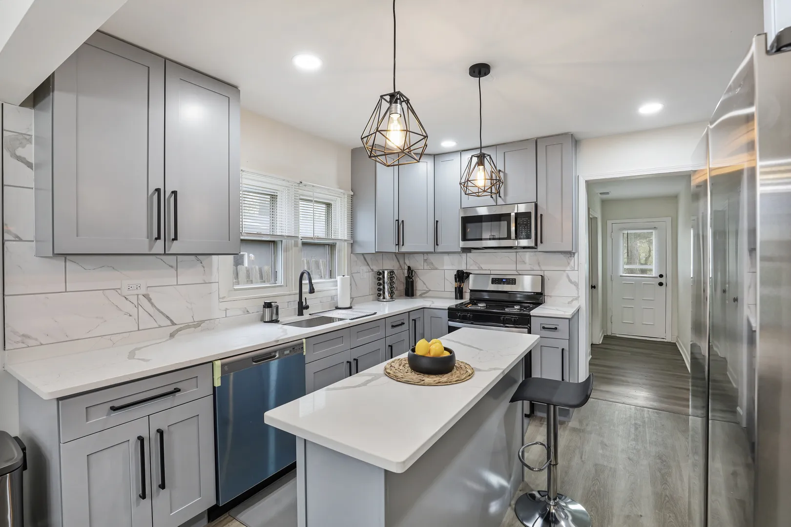 366 N Hemlock Ave, ,  60191, USA 60191-Wood Dale-IL