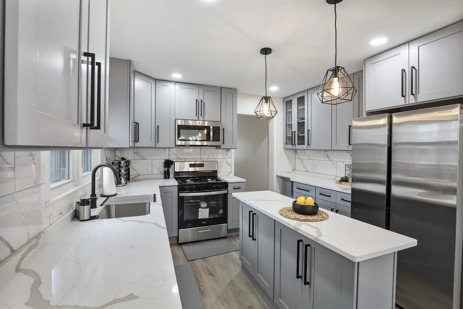 366 N Hemlock Ave, ,  60191, USA 60191-Wood Dale-IL