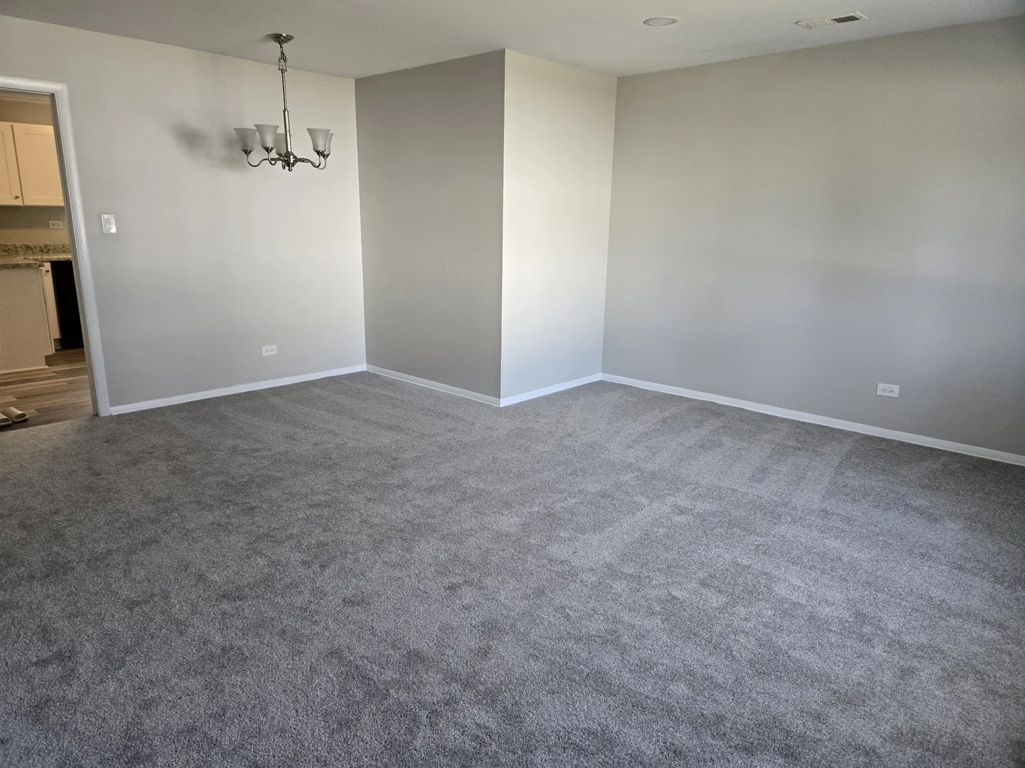 63 W Manchester Dr, ,  60090, USA 60090-Wheeling-IL