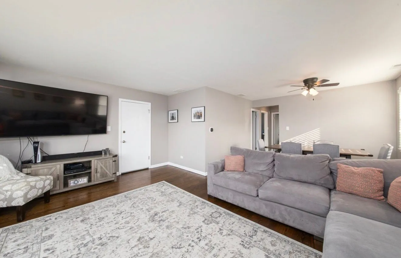 8735 N Wisner St, , 60714, USA 60714-Niles-IL