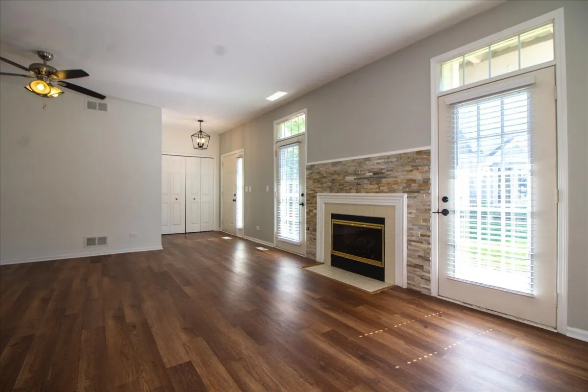 1216 Tennyson Ln, , 60540, USA 60540-Naperville-IL
