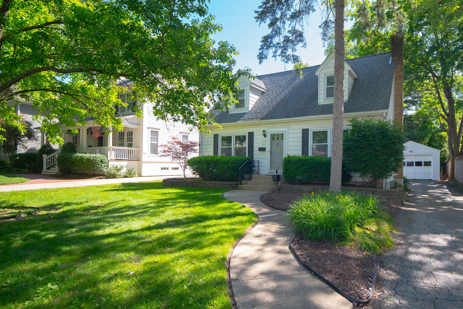 352 S Wright St, , 60540, USA 60540-Naperville-IL