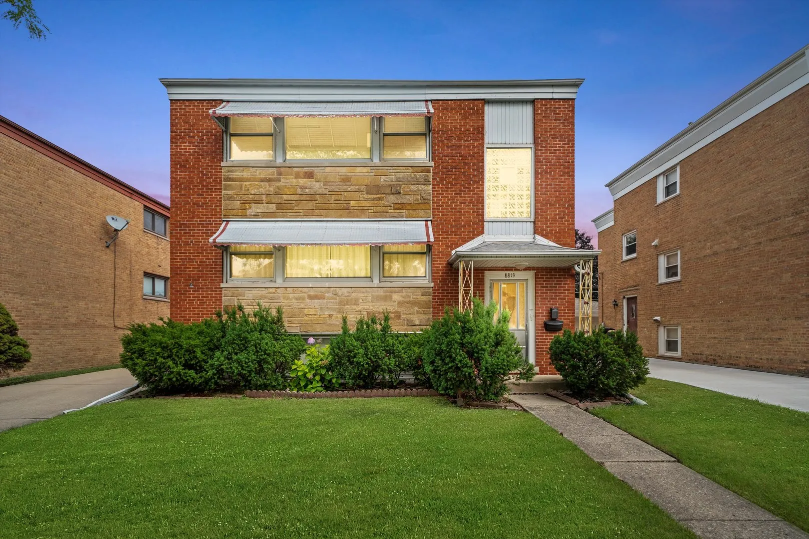 8819 N Wisner St, ,  60714, USA 60714-Niles-IL