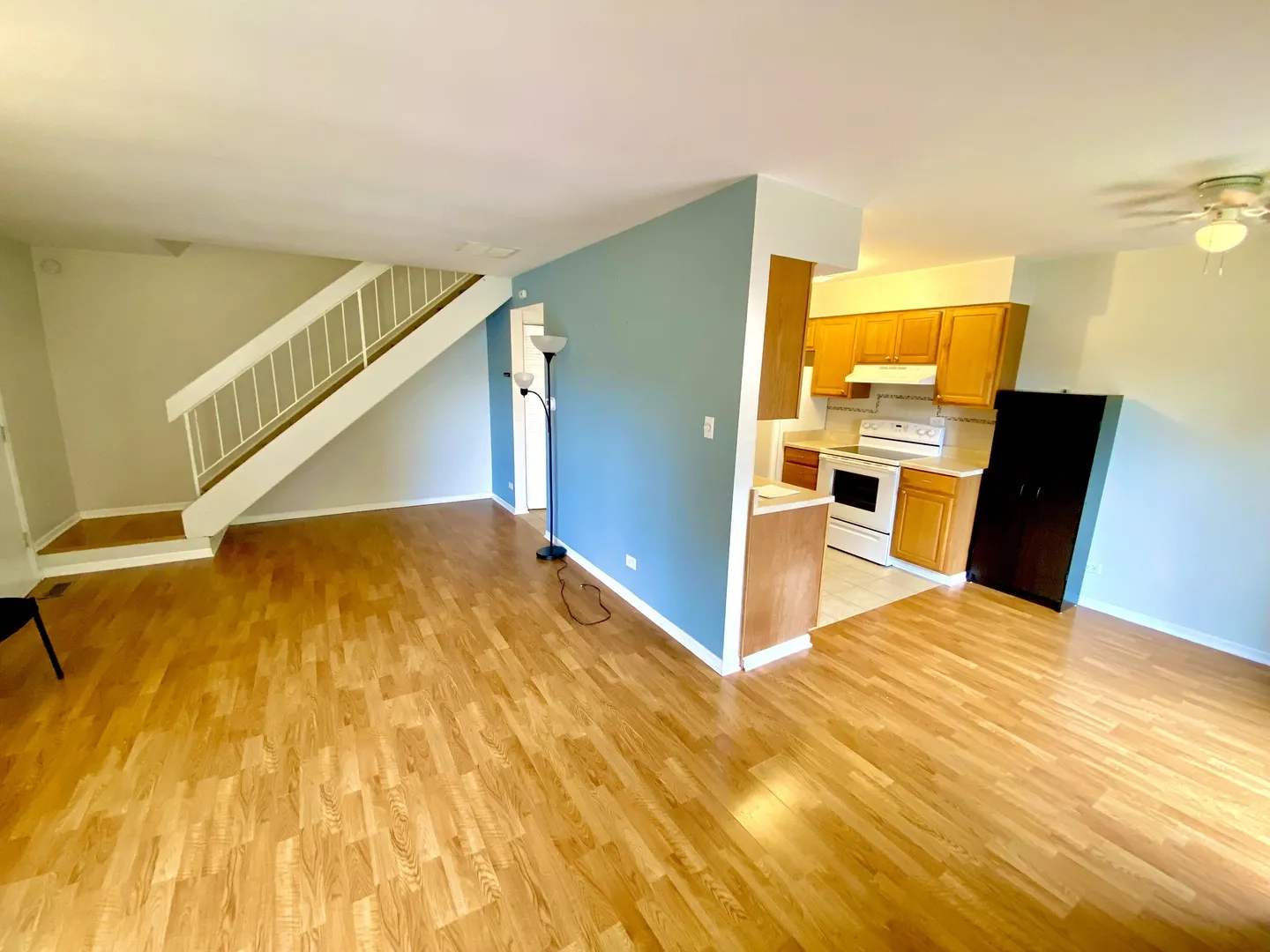 2346 Old Kings Ct, ,  60194, USA 60194-Schaumburg-IL