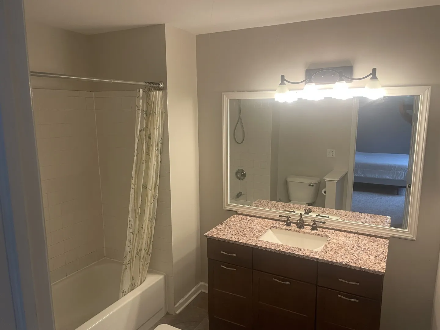 1235 S Whispering Hills Dr, , 60540, USA 60540-Naperville-IL