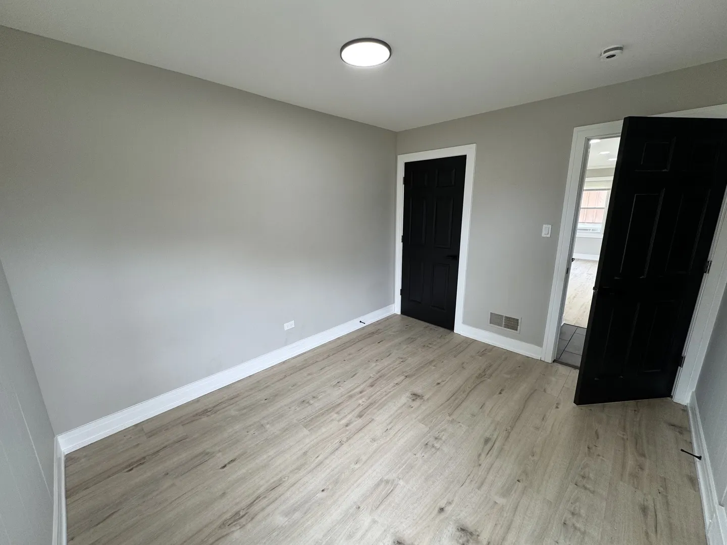 16439 Cottage Grove Ave, ,  60473, USA 60473-South Holland-IL