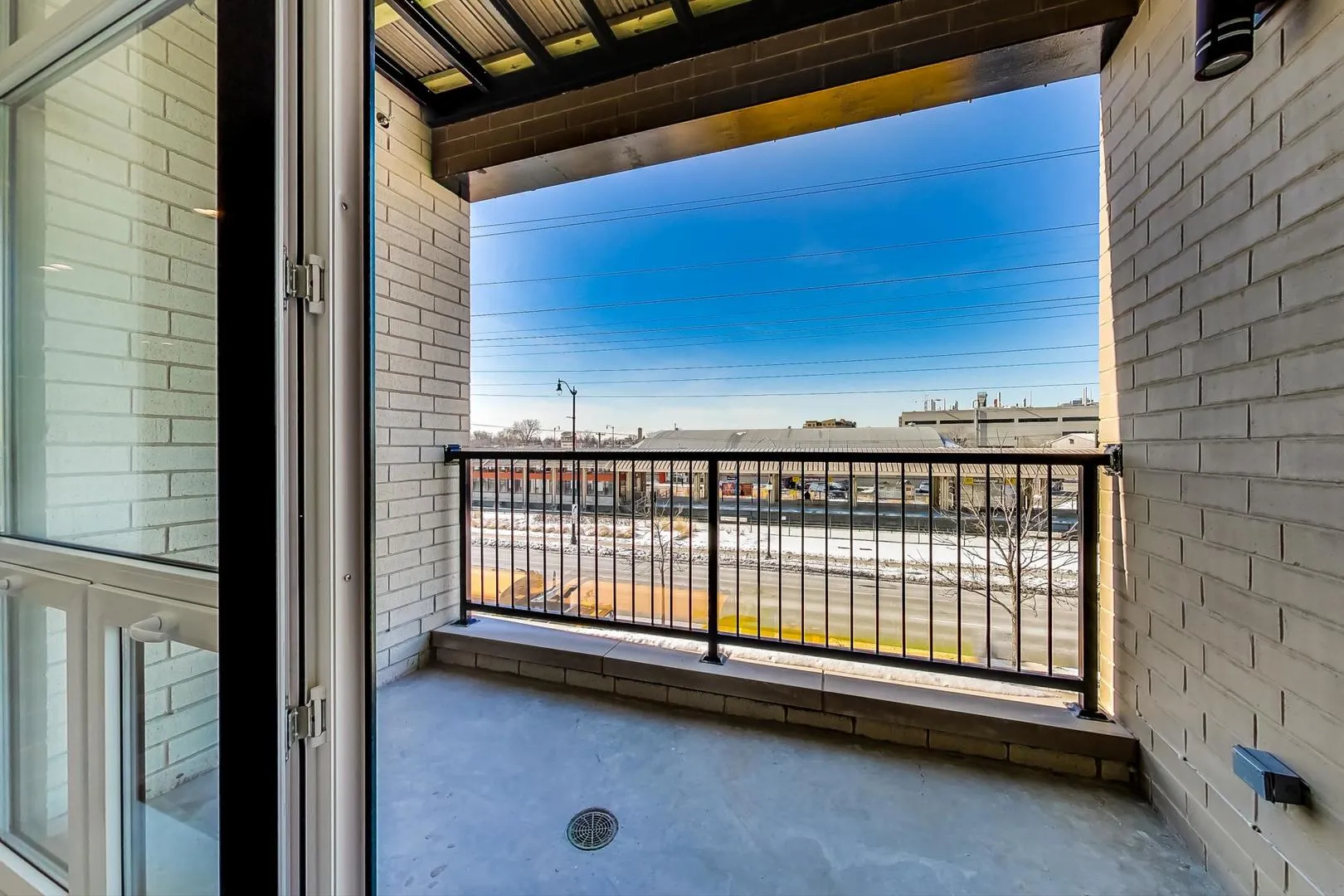 8025 Blvd, , 60077, USA 60077-Skokie-IL