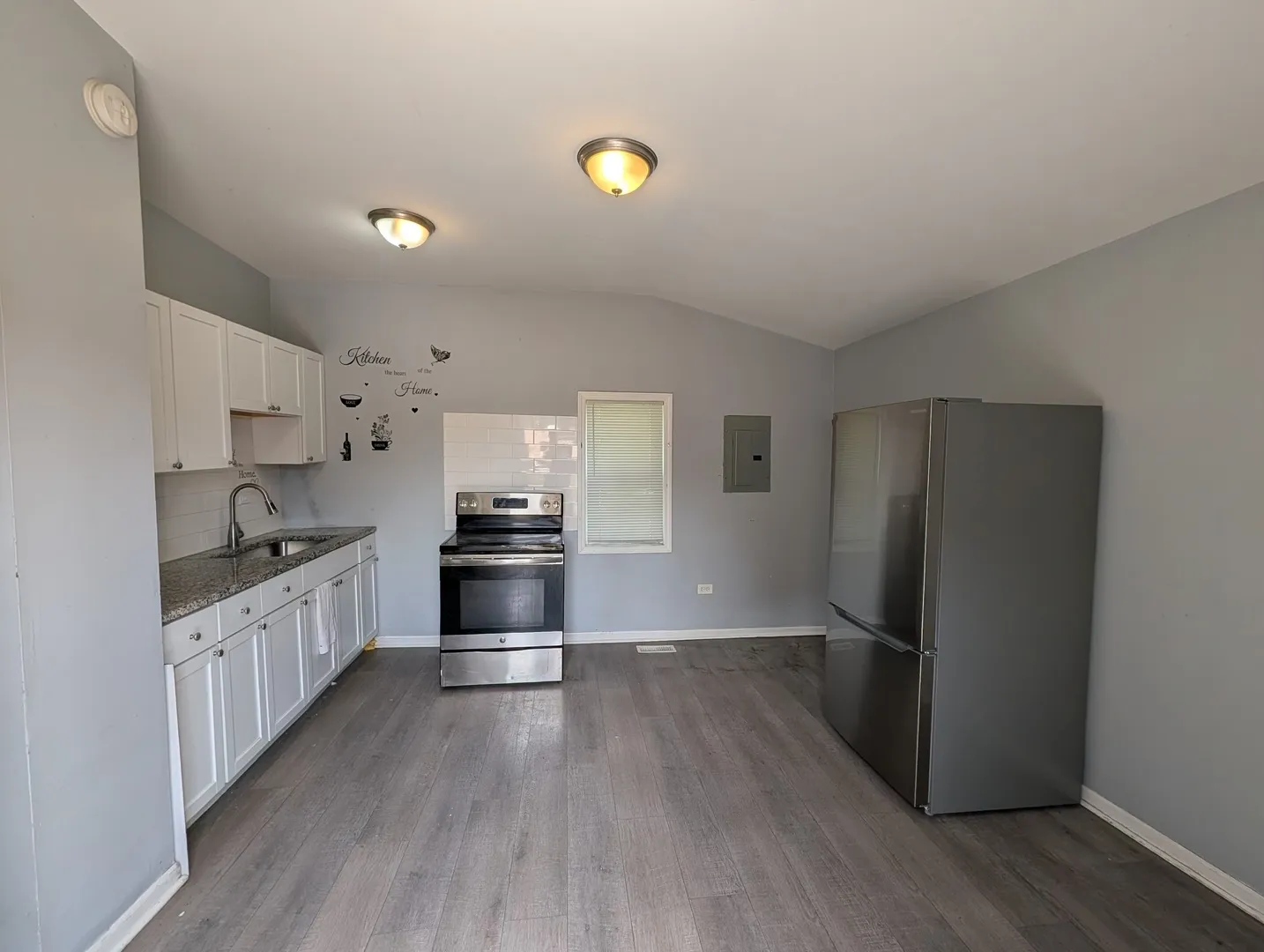 9035 S Exchange Ave, , 60617, USA 60617-Chicago-IL