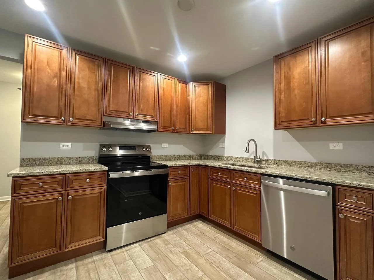 342 E Russell St, ,  60010, USA 60010-Barrington-IL