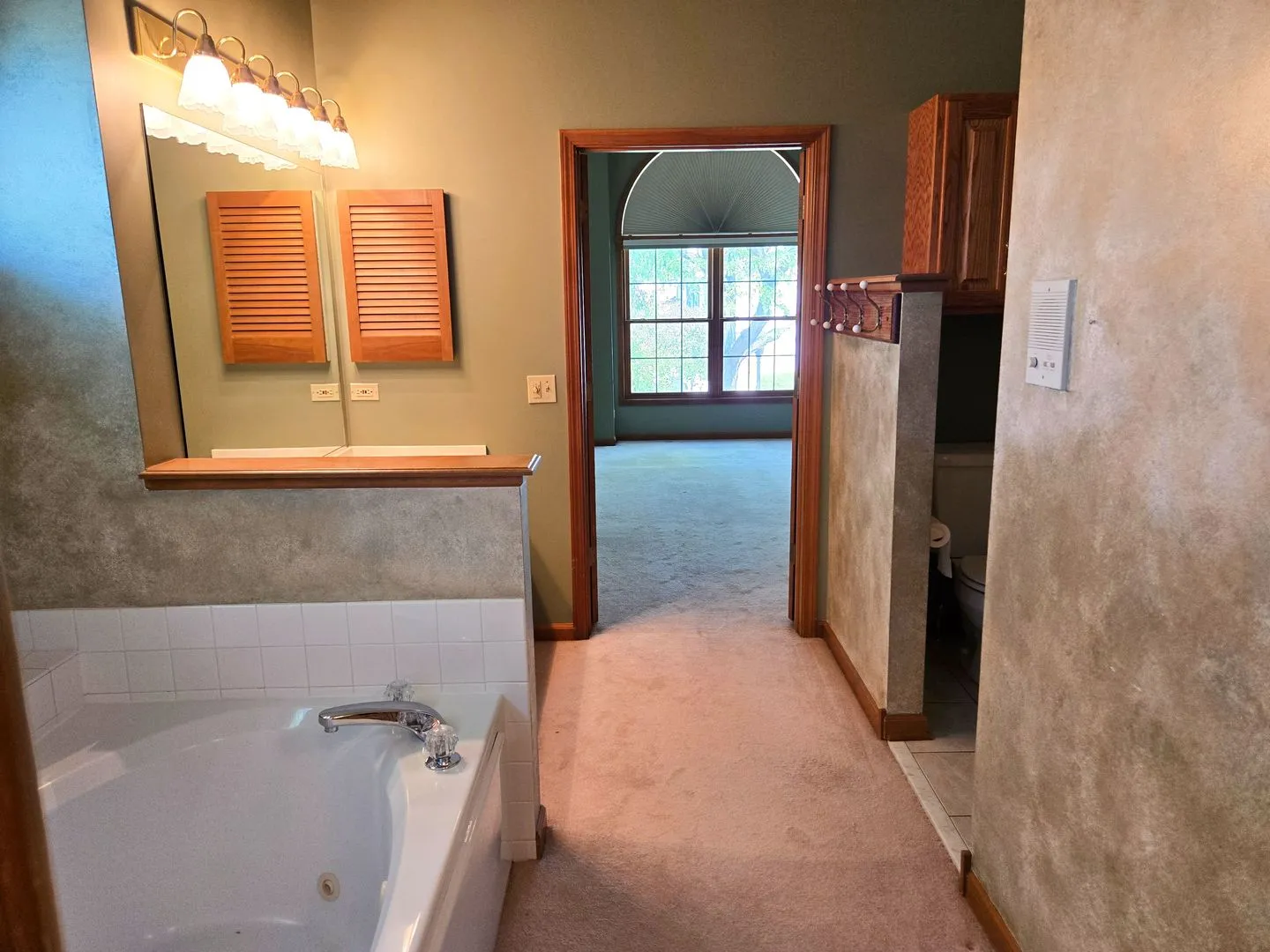 2286 Brookside Ln, ,  60502, USA 60502-Aurora-IL