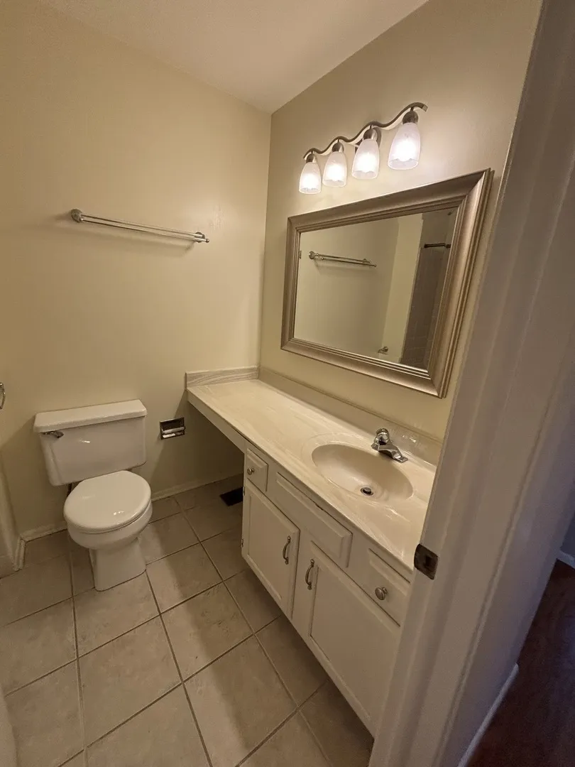200 Dublin Ln, ,  60194, USA 60194-Schaumburg-IL