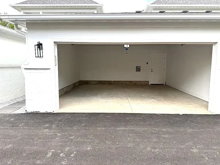 West St, ,  60540, USA 60540-Naperville-IL