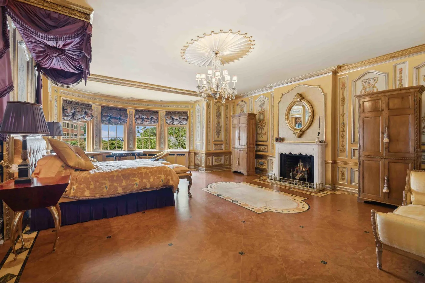 1355 N Astor St, ,  60610, USA 60610-Chicago-IL
