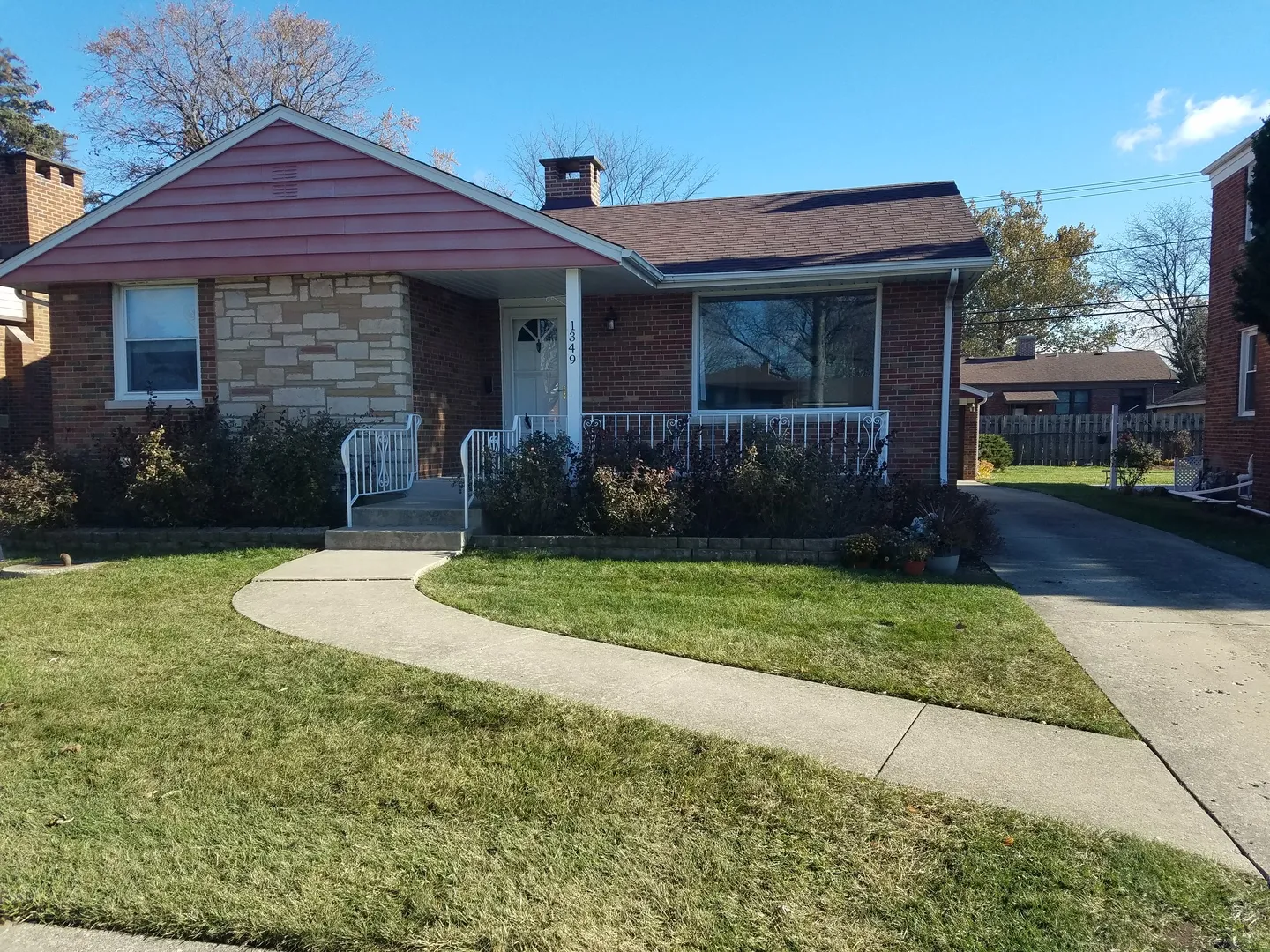 1349 Blvd, , 60154, USA 60154-Westchester-IL