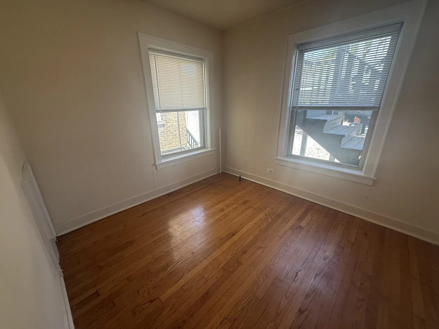 18 E Northwest Hwy, ,  60004, USA 60004-Arlington Heights-IL