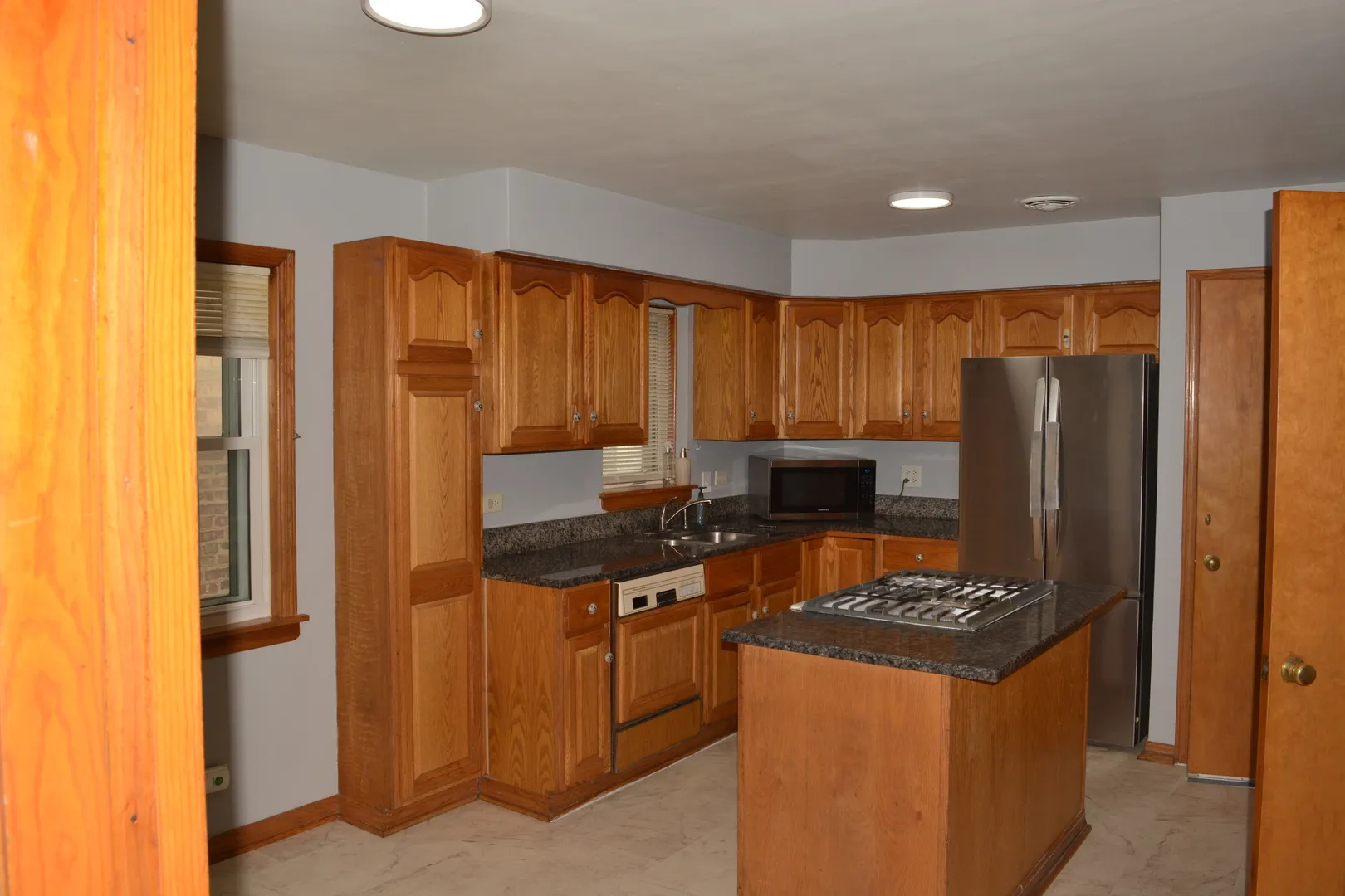 5929 W 64th St, , 60638, USA 60638-Chicago-IL