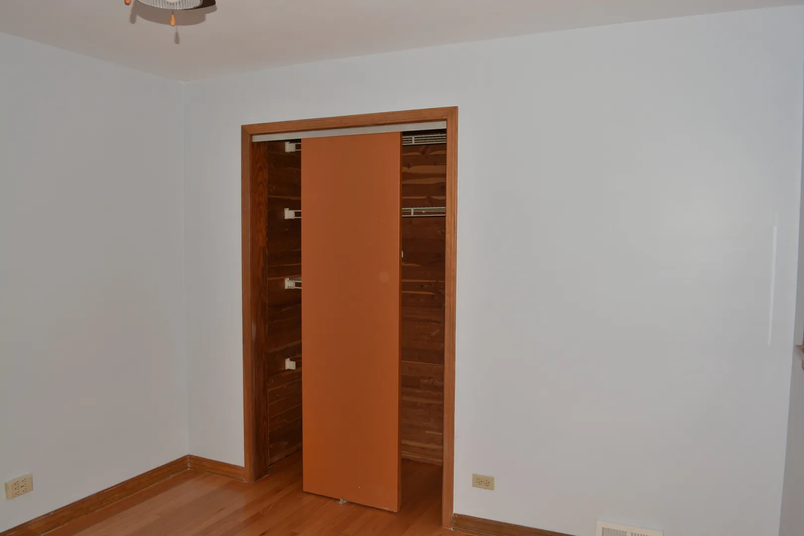 5929 W 64th St, , 60638, USA 60638-Chicago-IL