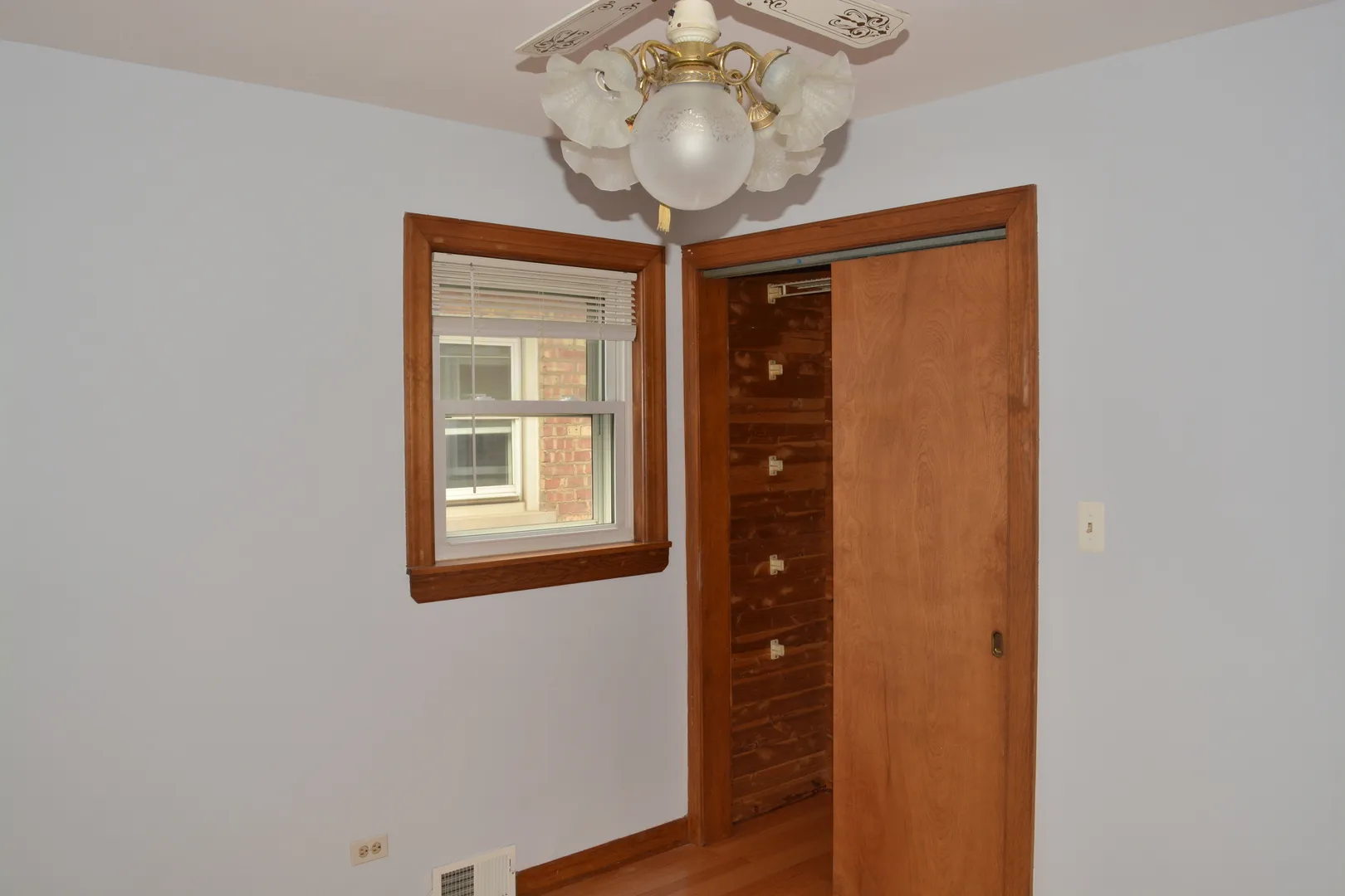 5929 W 64th St, , 60638, USA 60638-Chicago-IL