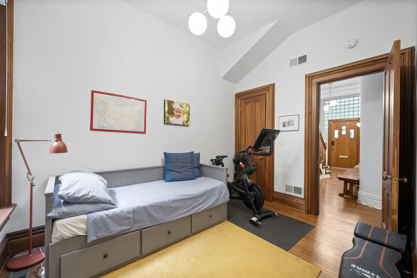 2110 N Dayton St, ,  60614, USA 60614-Chicago-IL