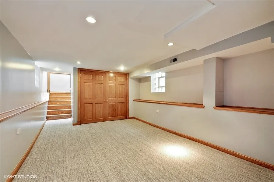 2110 N Dayton St, ,  60614, USA 60614-Chicago-IL