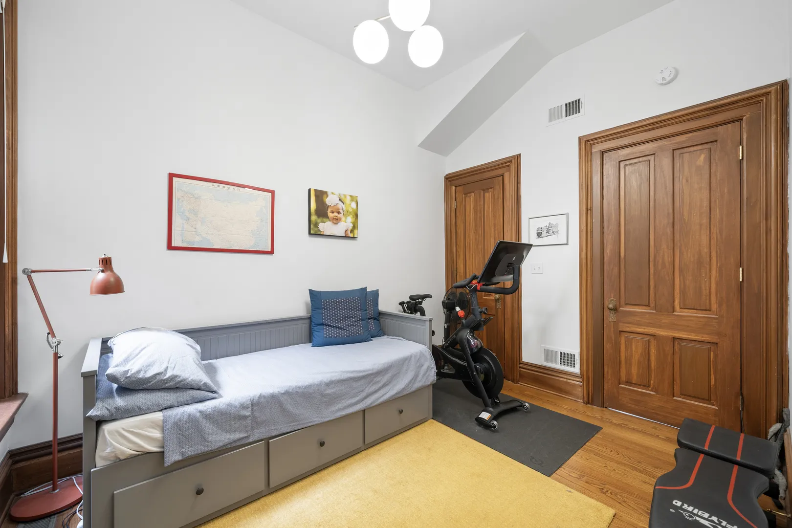 2110 N Dayton St, ,  60614, USA 60614-Chicago-IL