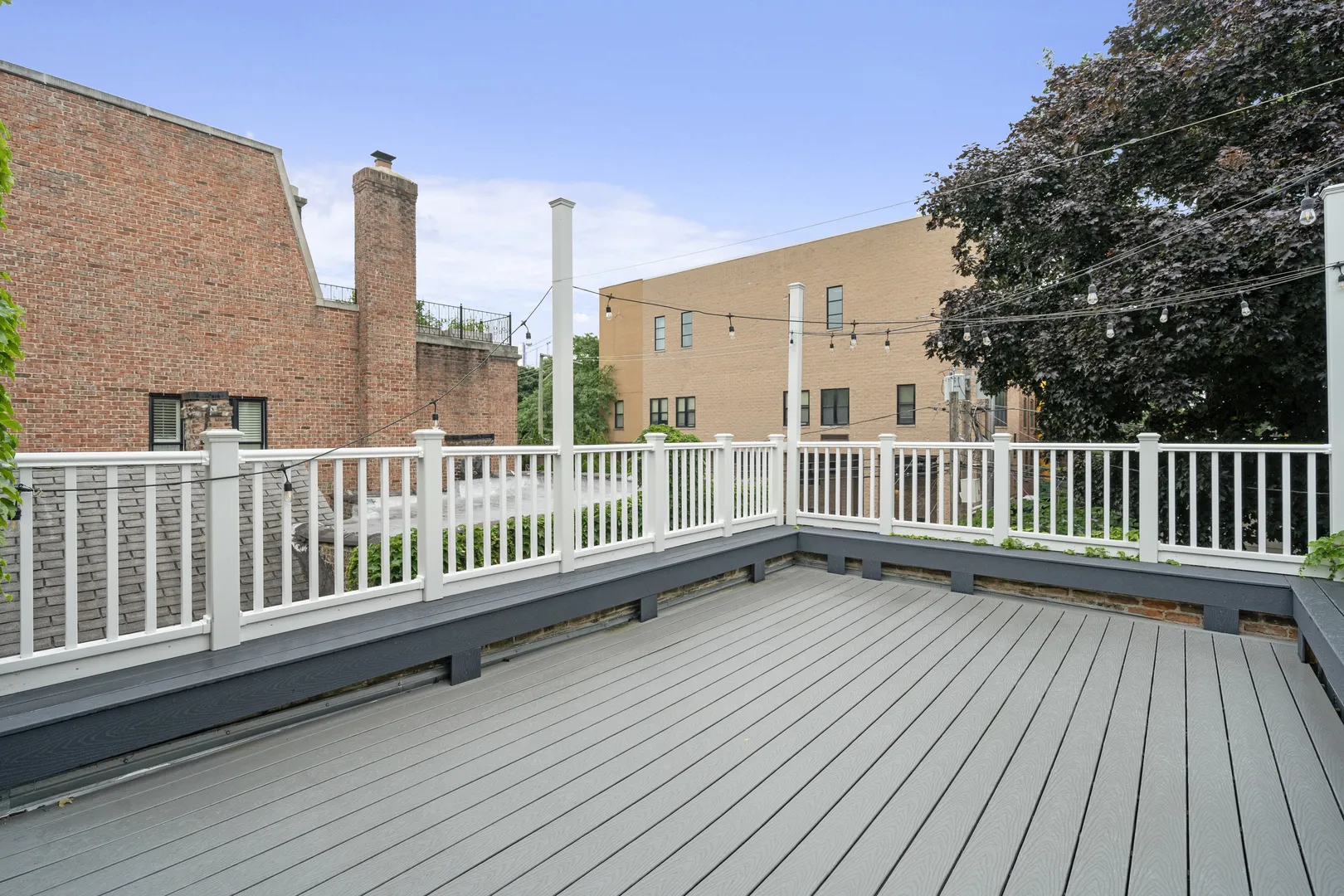 2110 N Dayton St, ,  60614, USA 60614-Chicago-IL