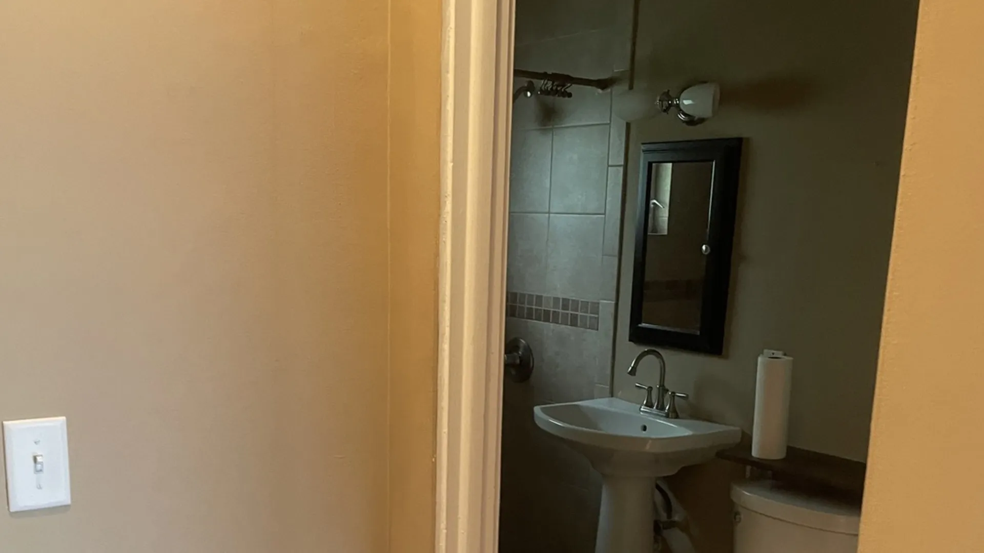 632 N Center St, , 60563, USA 60563-Naperville-IL
