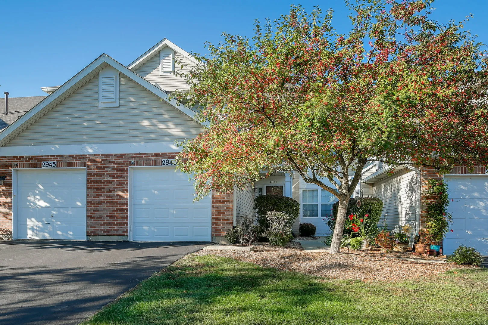 2943 Kentshire Cir, , 60564, USA 60564-Naperville-IL