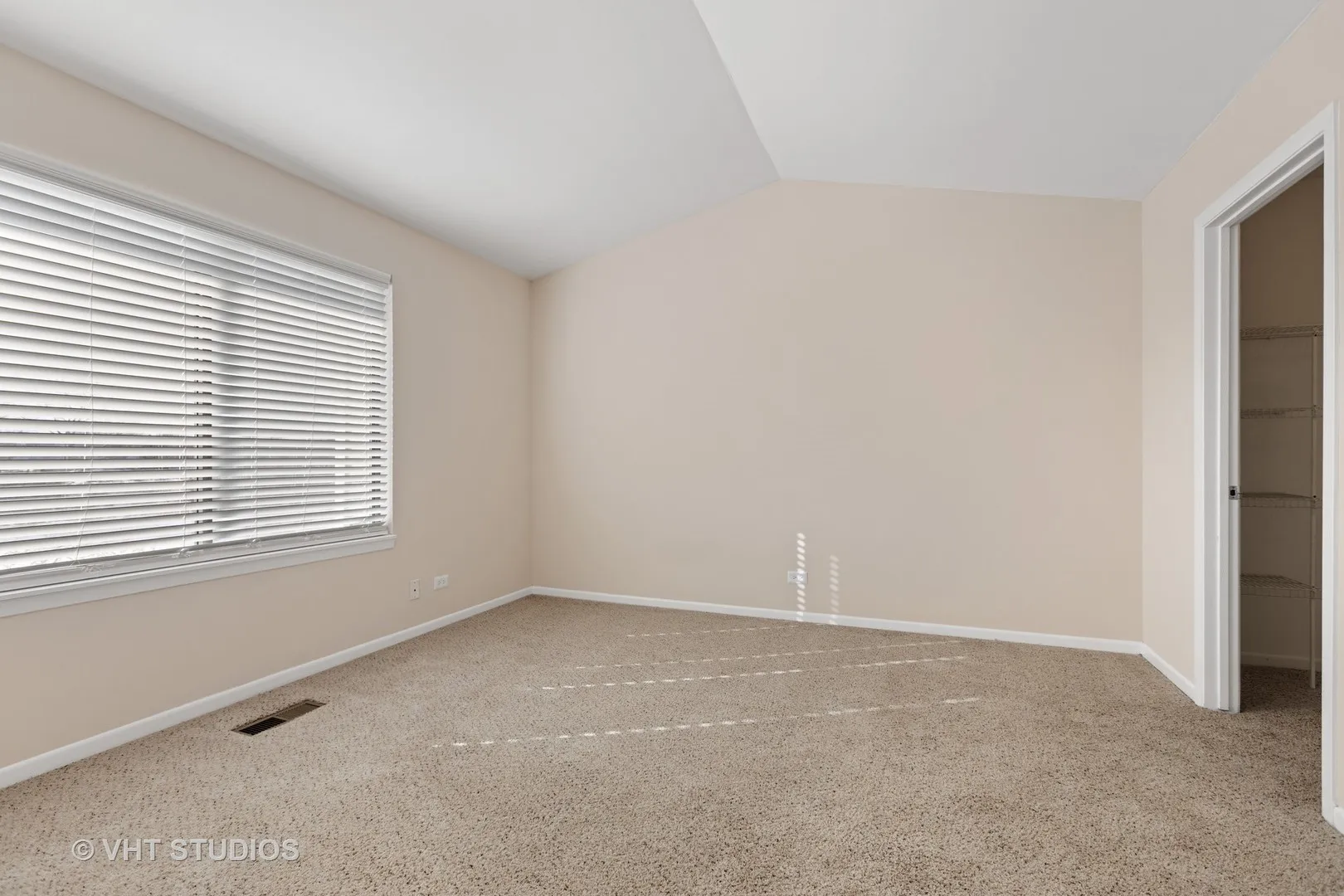 1517 Westminster Dr, , 60563, USA 60563-Naperville-IL