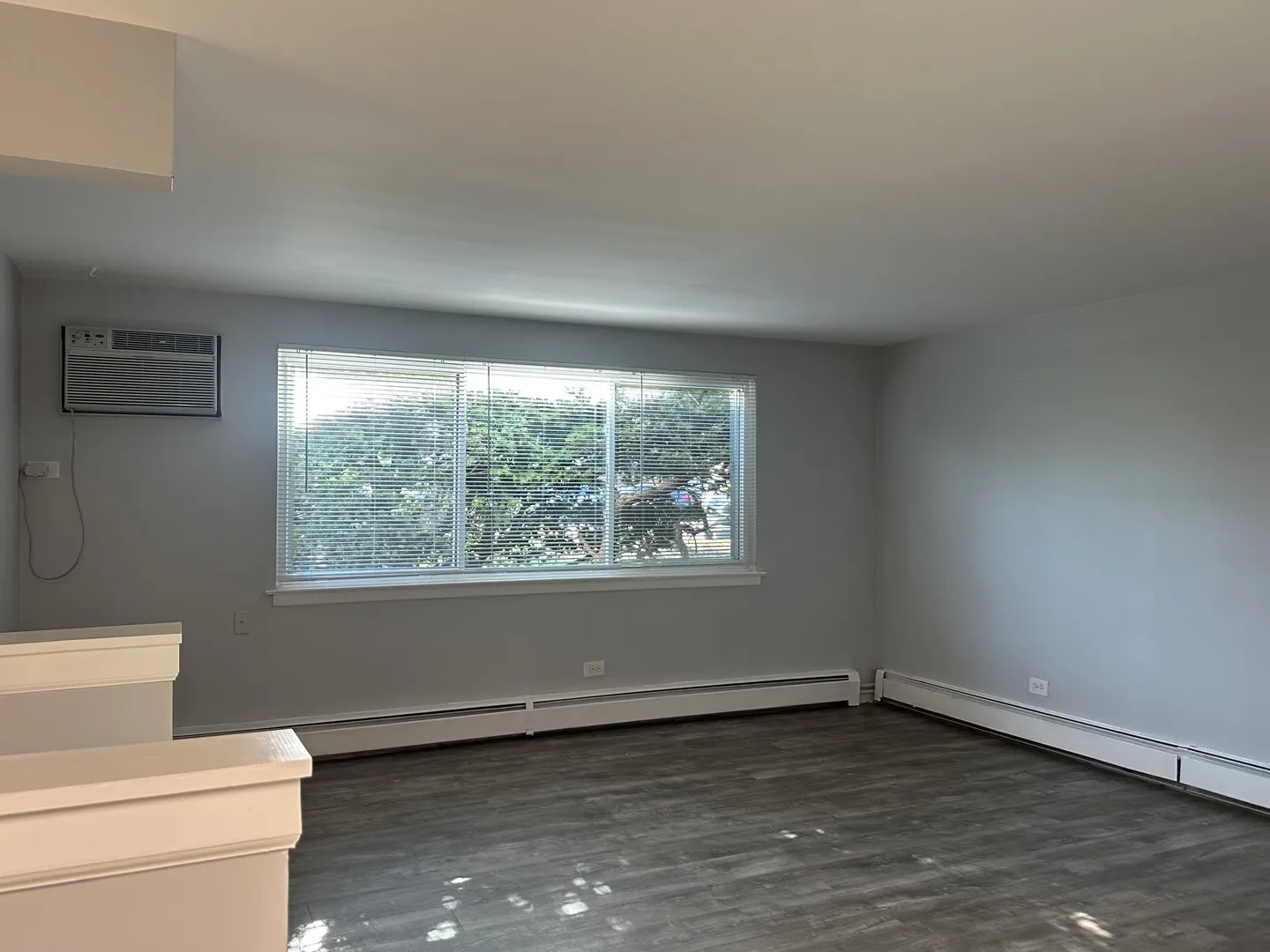 8805 N Dee Rd, ,  60016, USA 60016-Des Plaines-IL