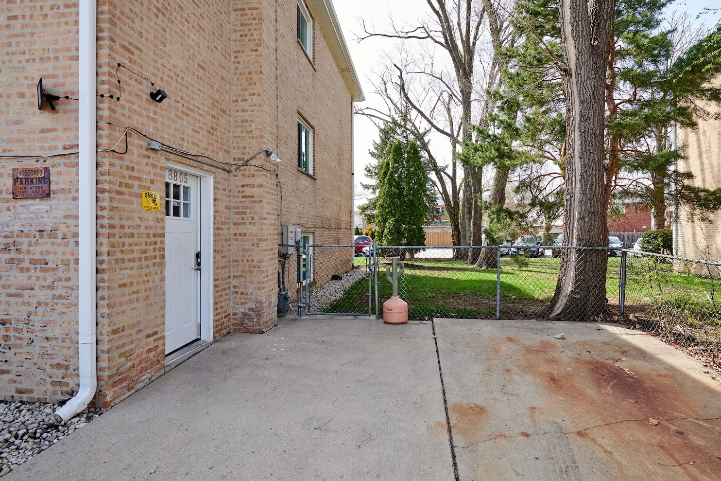 8805 N Dee Rd, ,  60016, USA 60016-Des Plaines-IL