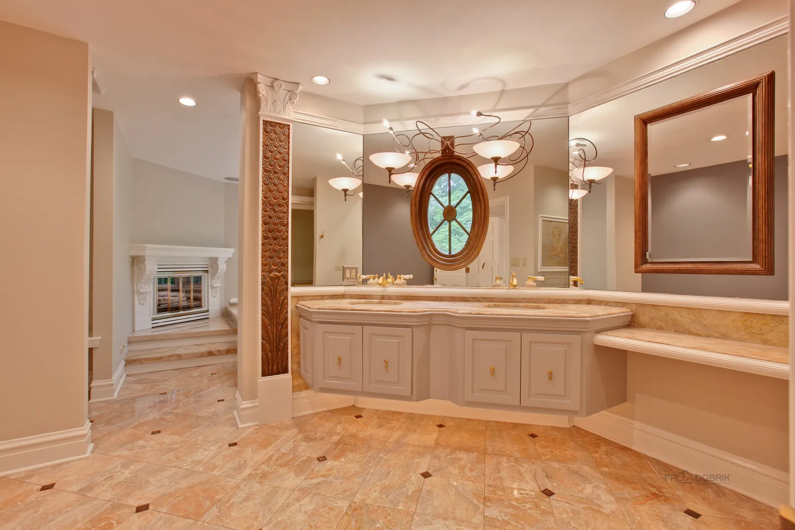 427 N Sheridan Rd, ,  60045, USA 60045-Lake Forest-IL