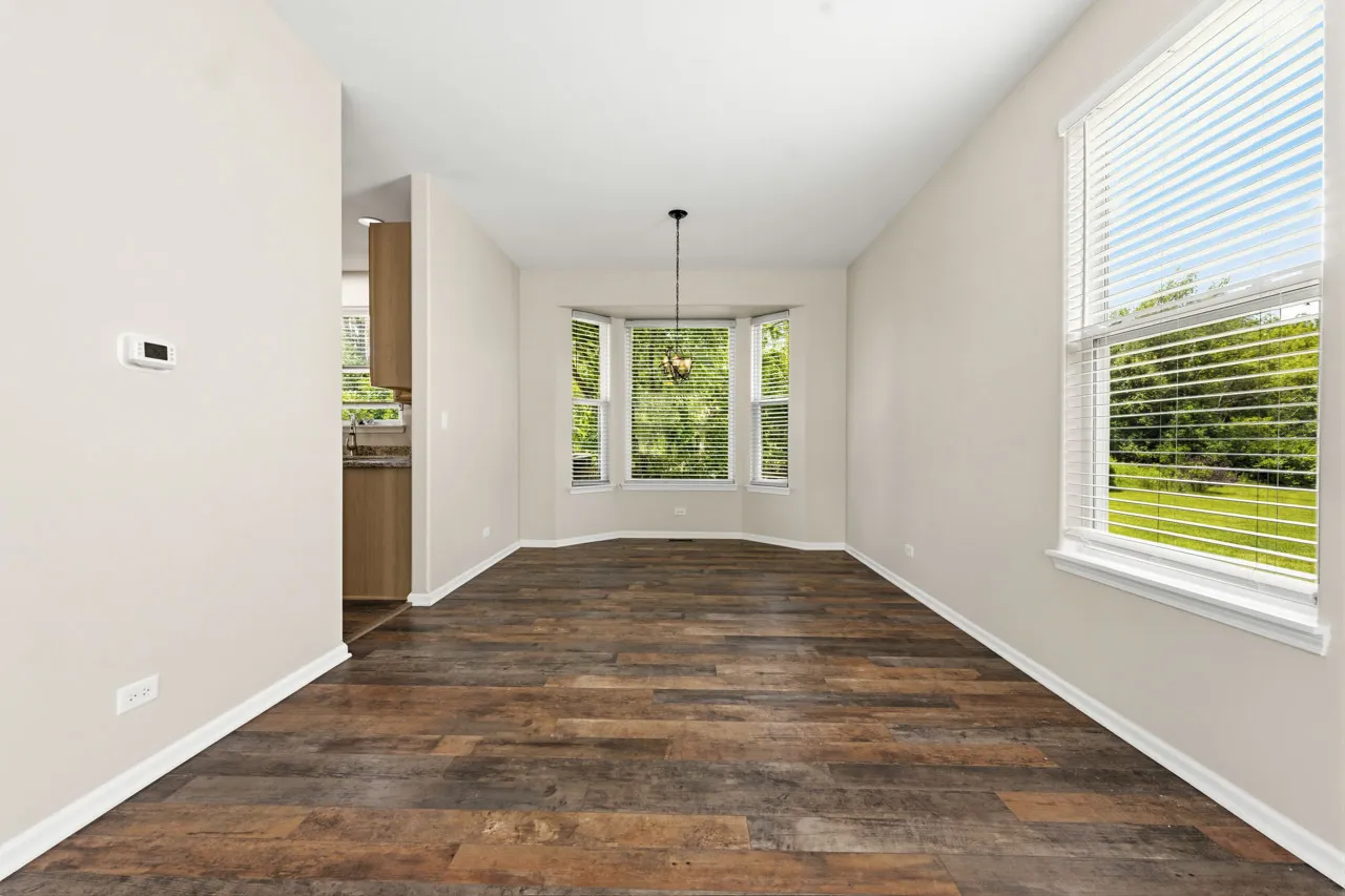 32804 Bending Creek Road, ,  60051, USA 60051-Lakemoor-IL