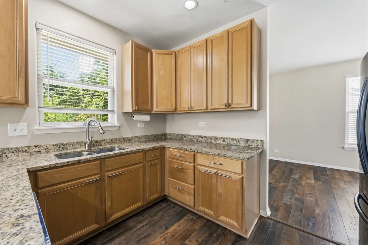 32804 Bending Creek Road, ,  60051, USA 60051-Lakemoor-IL