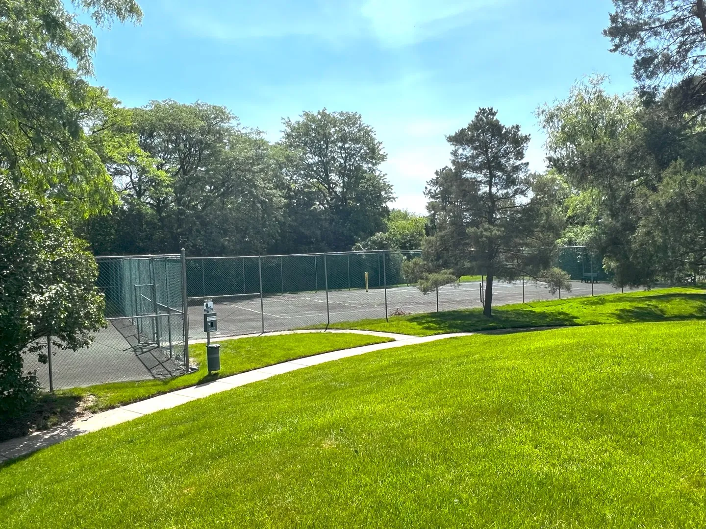 2129 Ammer Ridge Ct, ,  60025, USA 60025-Glenview-IL