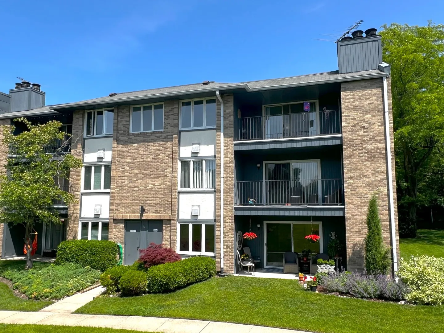 2129 Ammer Ridge Ct, ,  60025, USA 60025-Glenview-IL