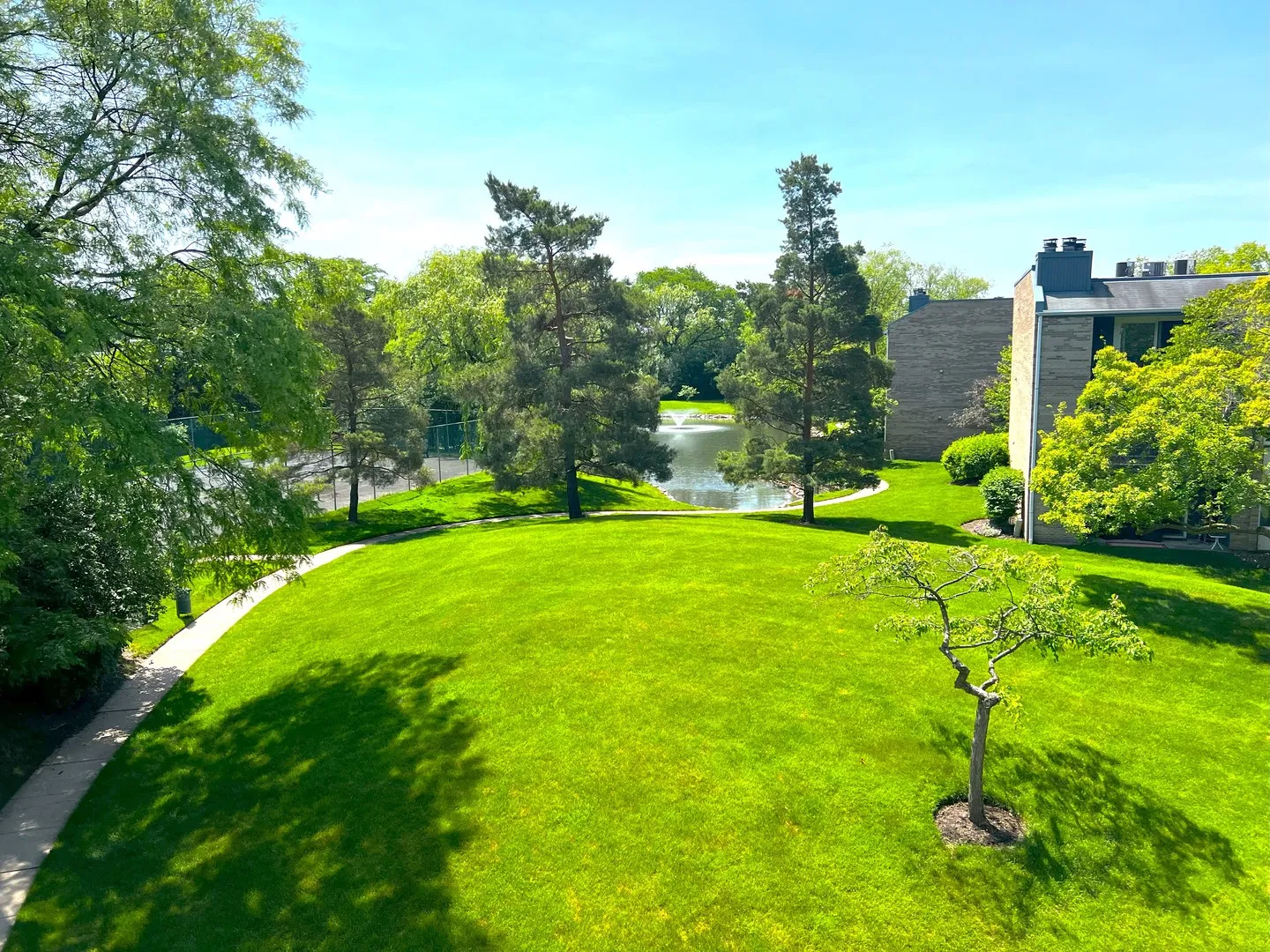 2129 Ammer Ridge Ct, ,  60025, USA 60025-Glenview-IL