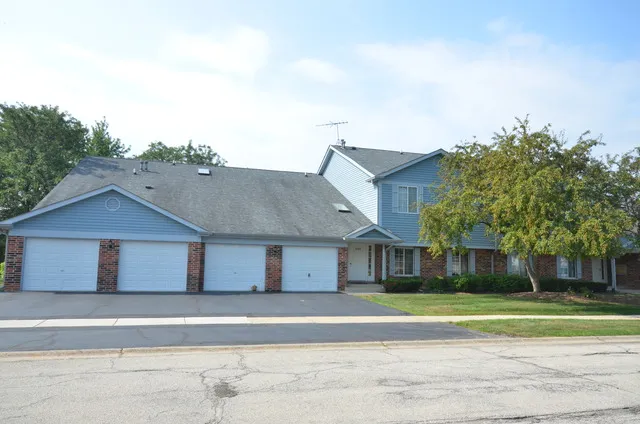 1661 Commodore Ct, , 60193, USA 60193-Schaumburg-IL