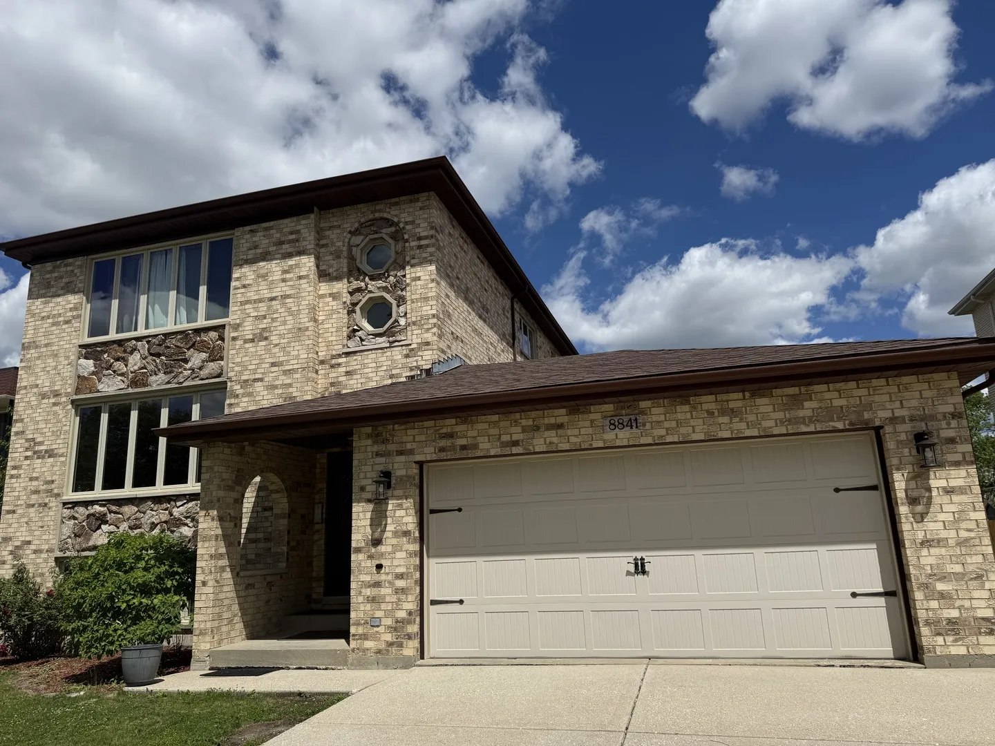 8841 N Chester Ave, ,  60714, USA 60714-Niles-IL