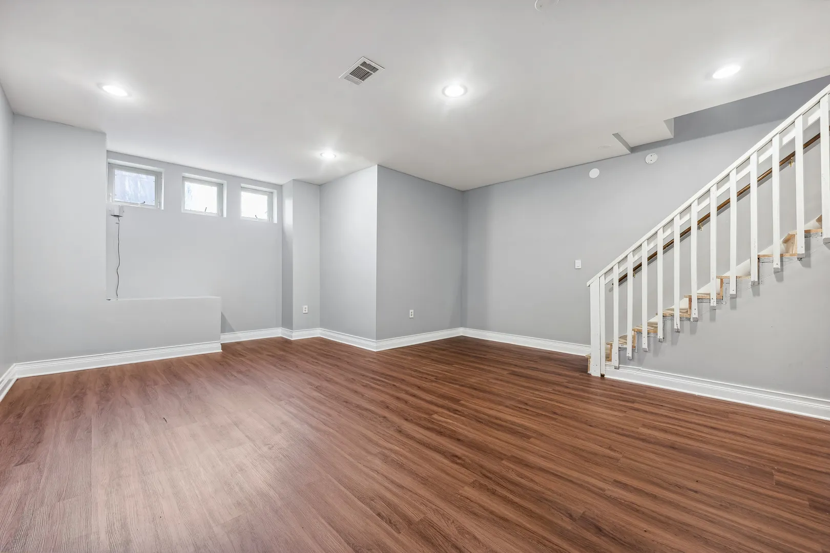 4528 S St Lawrence Ave, , 60653, USA 60653-Chicago-IL