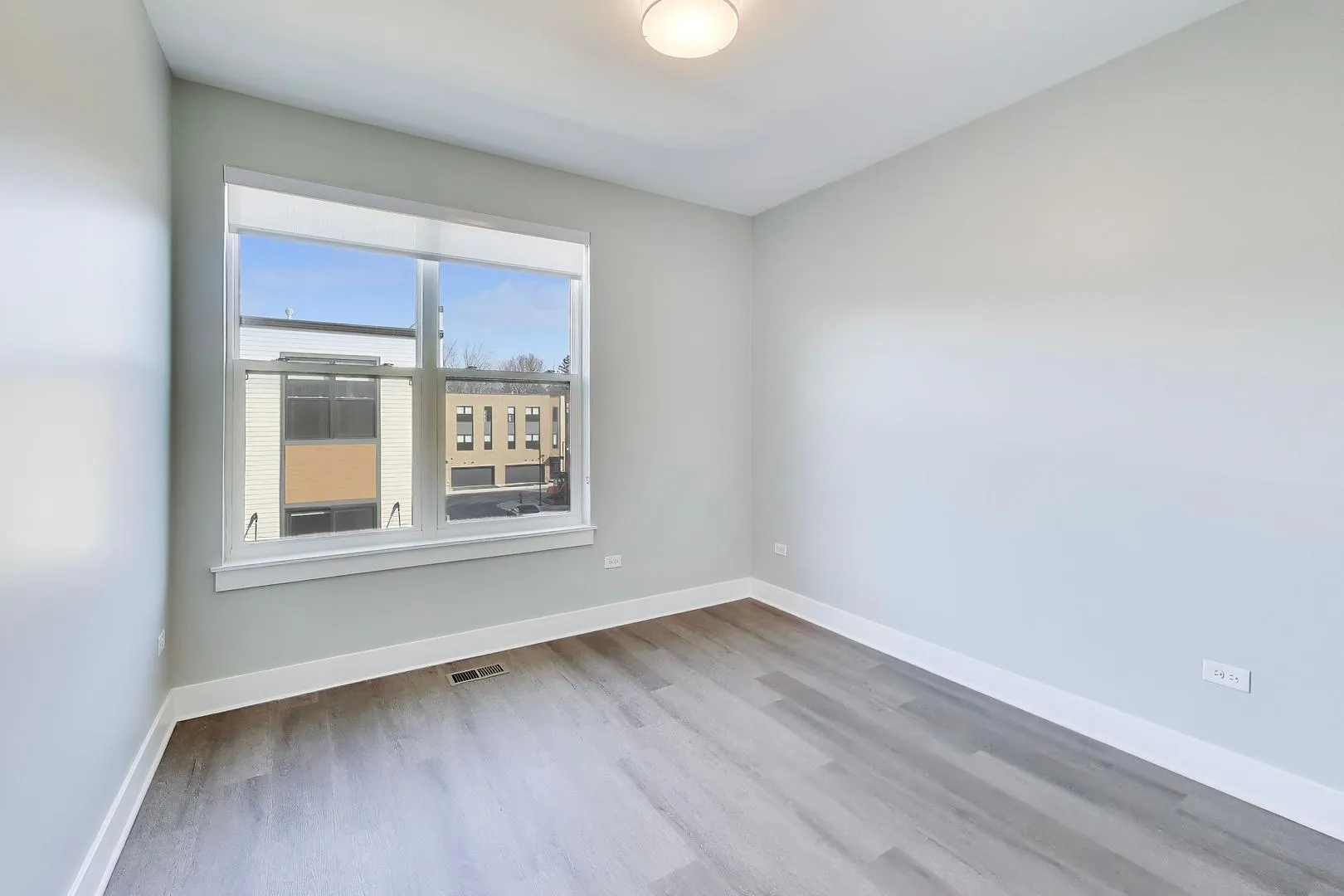 5424 Old Orchard Rd, , 60077, USA 60077-Skokie-IL