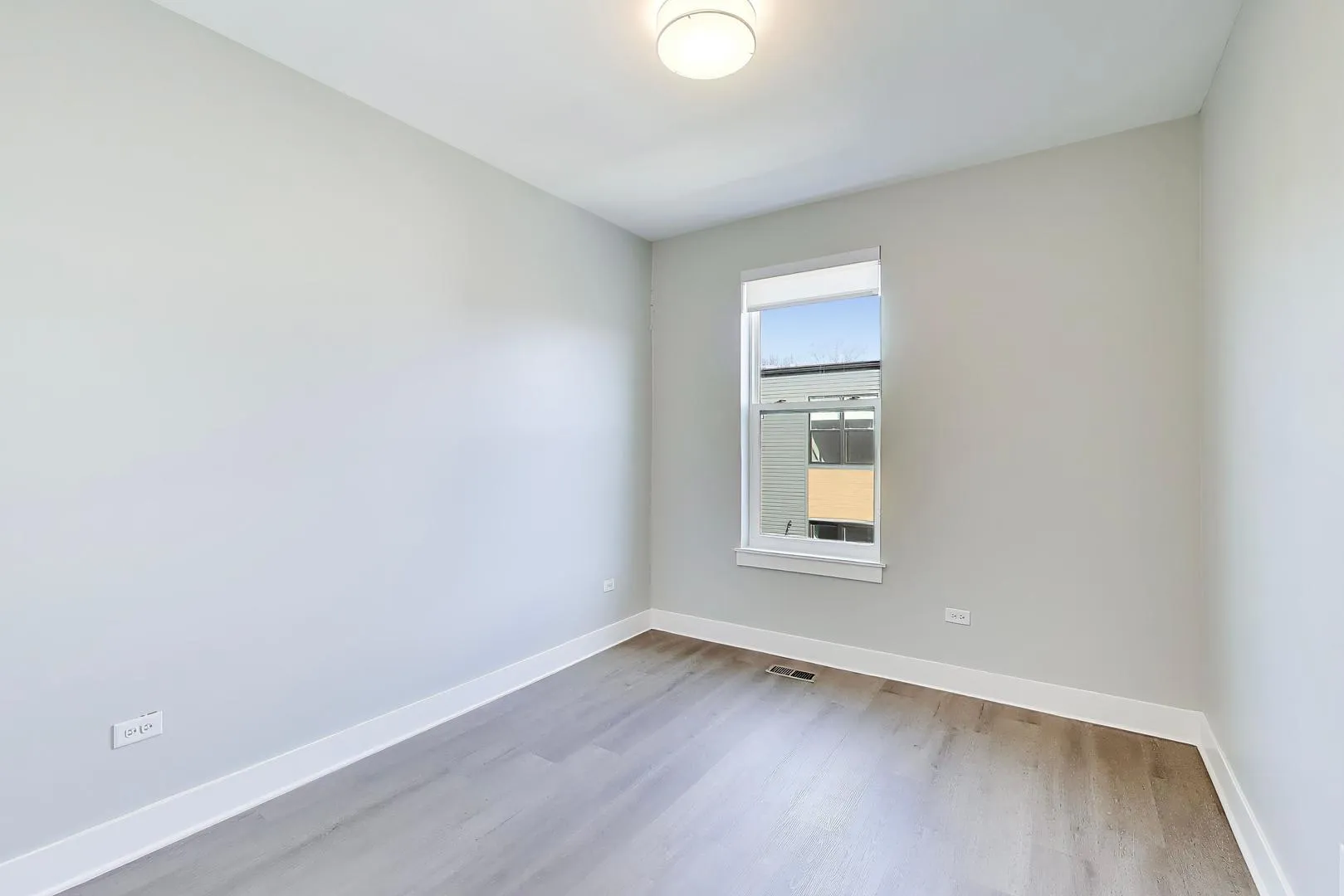 5424 Old Orchard Rd, , 60077, USA 60077-Skokie-IL