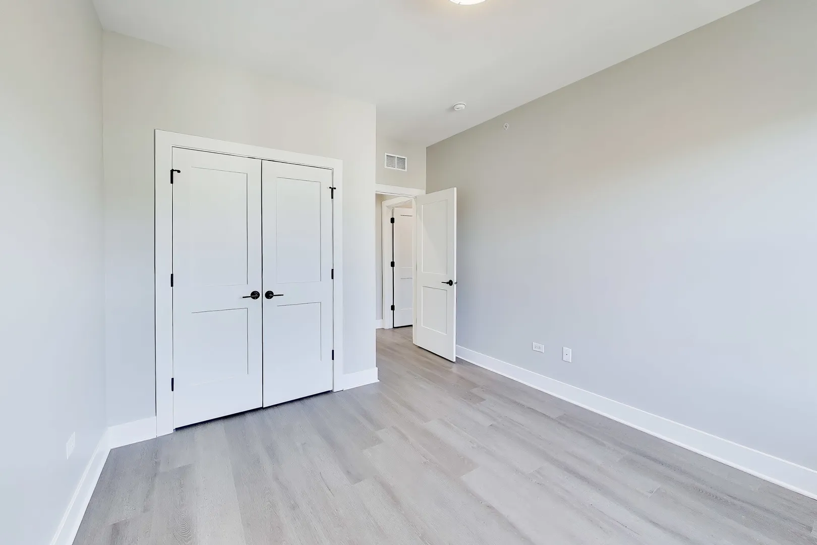 5424 Old Orchard Rd, , 60077, USA 60077-Skokie-IL