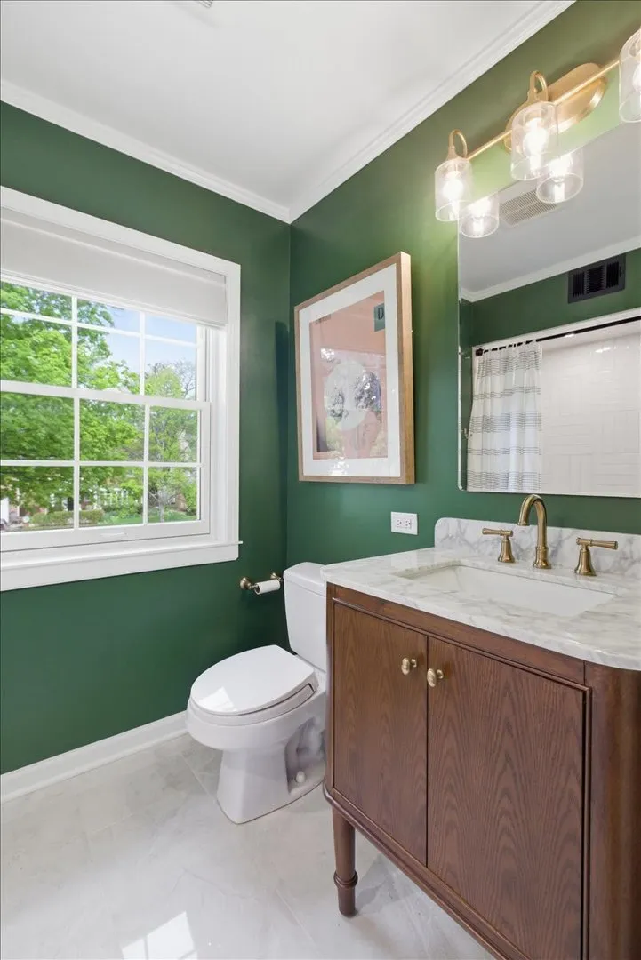 9343 Hamlin Ave, ,  60203, USA 60203-Evanston-IL