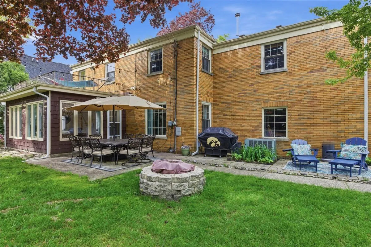 9343 Hamlin Ave, ,  60203, USA 60203-Evanston-IL