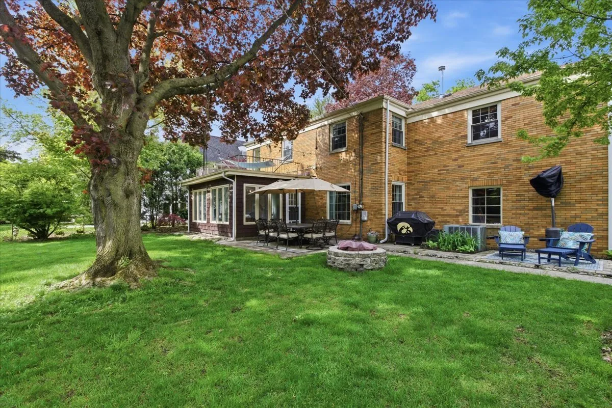 9343 Hamlin Ave, ,  60203, USA 60203-Evanston-IL