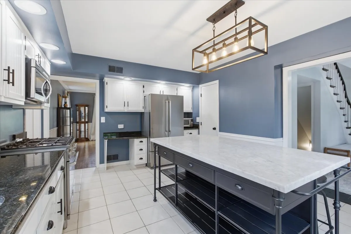 9343 Hamlin Ave, , 60203, USA 60203-Evanston-IL