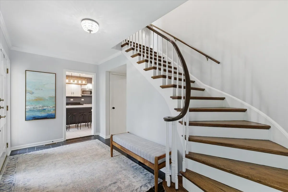 9343 Hamlin Ave, ,  60203, USA 60203-Evanston-IL