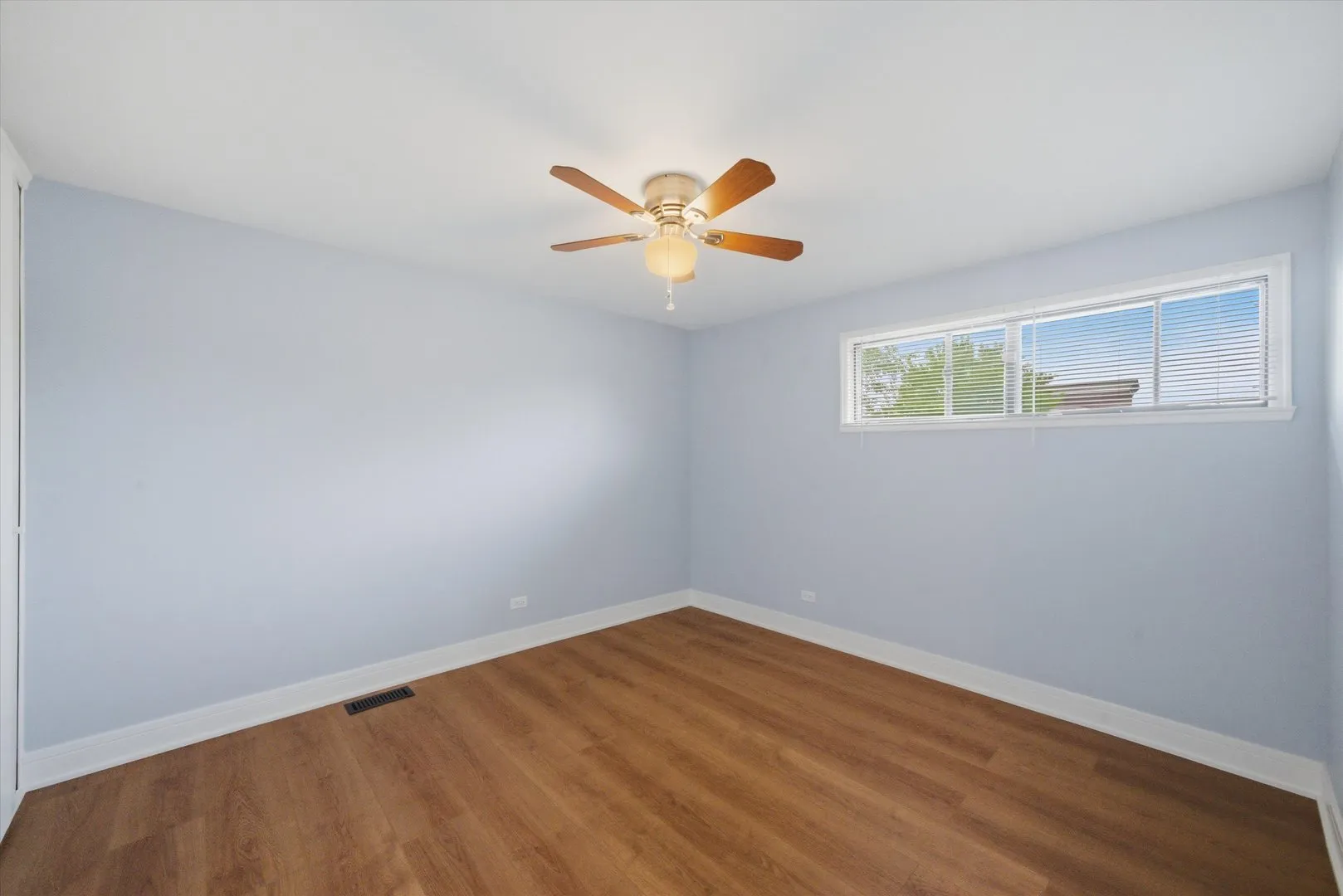 18 Dennis Ct, , 60193, USA 60193-Schaumburg-IL