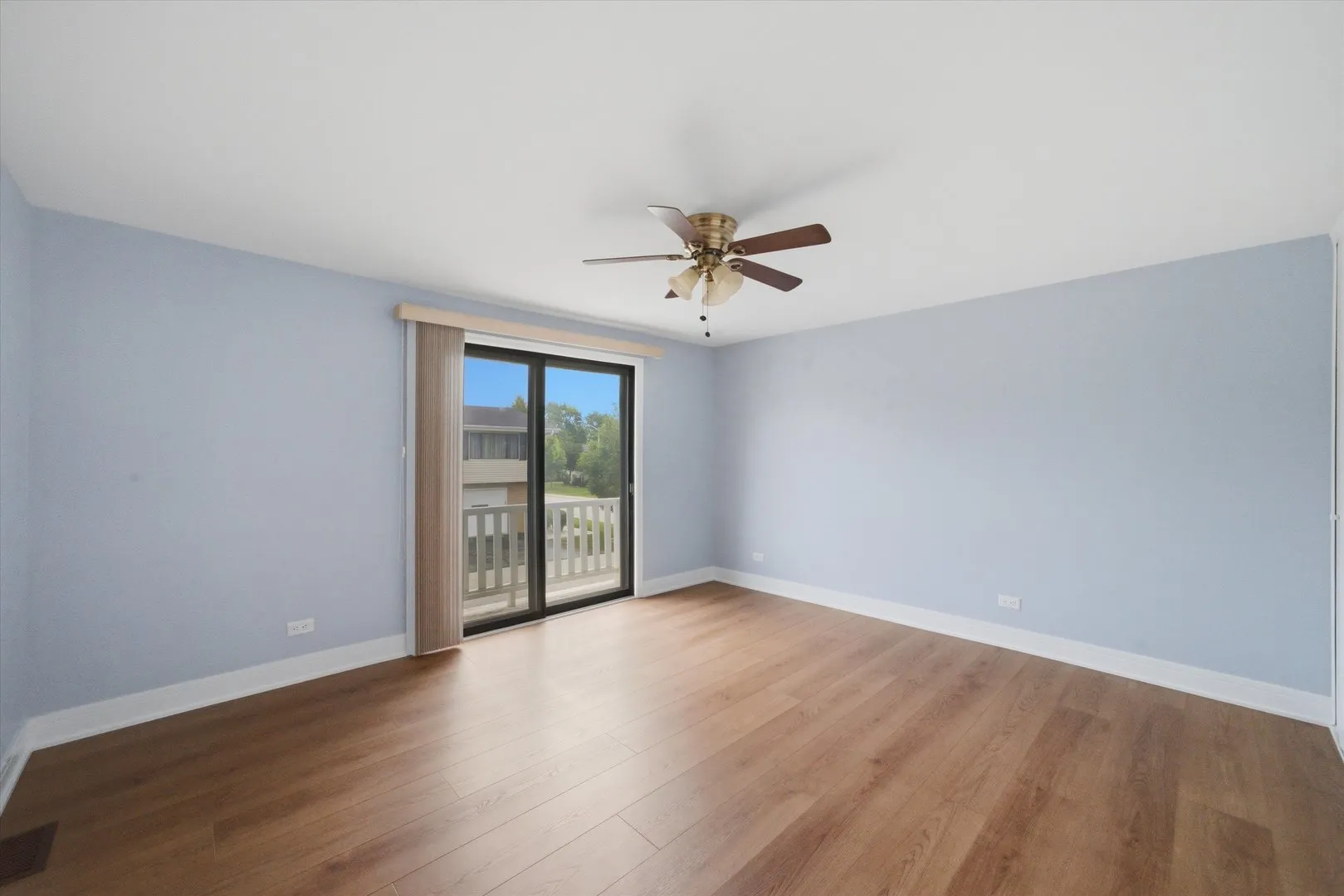 18 Dennis Ct, , 60193, USA 60193-Schaumburg-IL